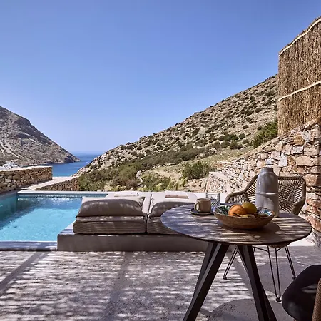 Apsila Pool Lejlighedshotel 4*