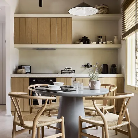 Apsila Pool Appart hôtel Kamarai