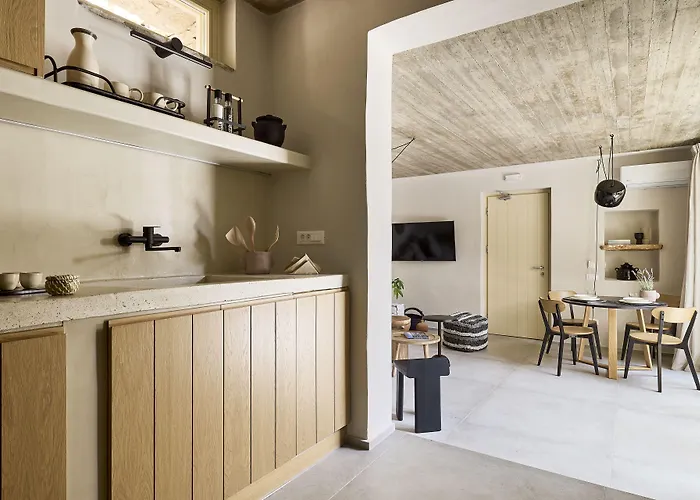 Aparthotel Apsila Pool 4*