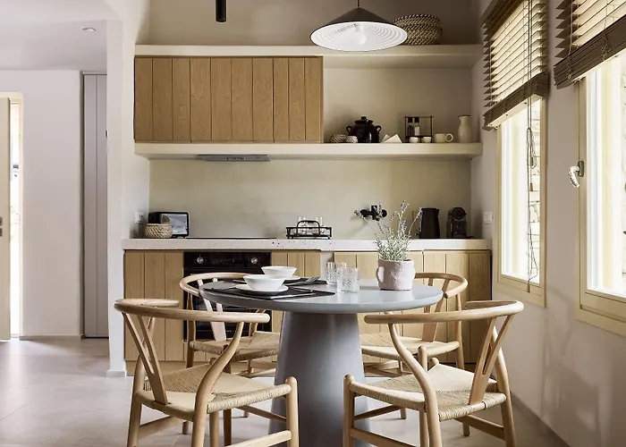 Apsila Pool Aparthotel Kamárai